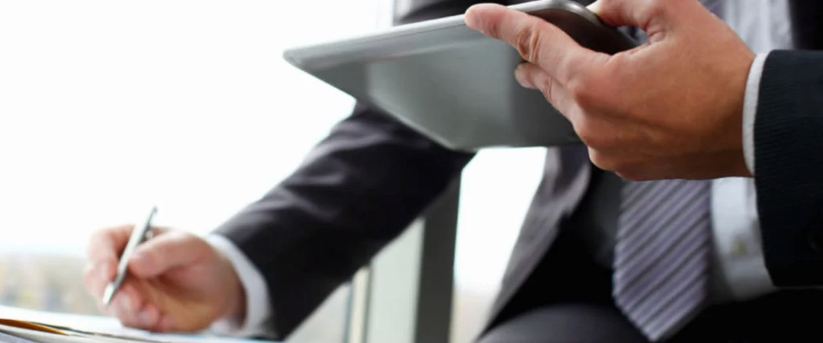 CEO 인사말 이미지